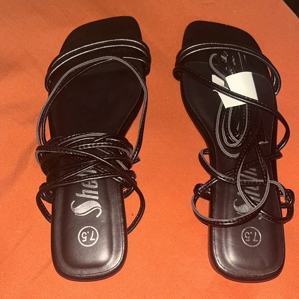 These are some pretty sandals from Shein , ( women’s 7.5, never been worn).
